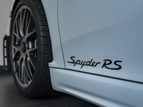 Certified 2024 Porsche 718 Boxster Spyder RS image 17