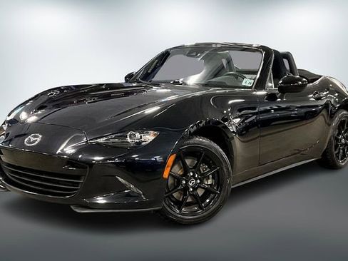 Used 2023 MAZDA MX-5 Miata Sport image 3