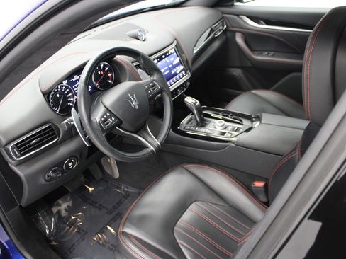 Used 2022 Maserati Levante GT image 15