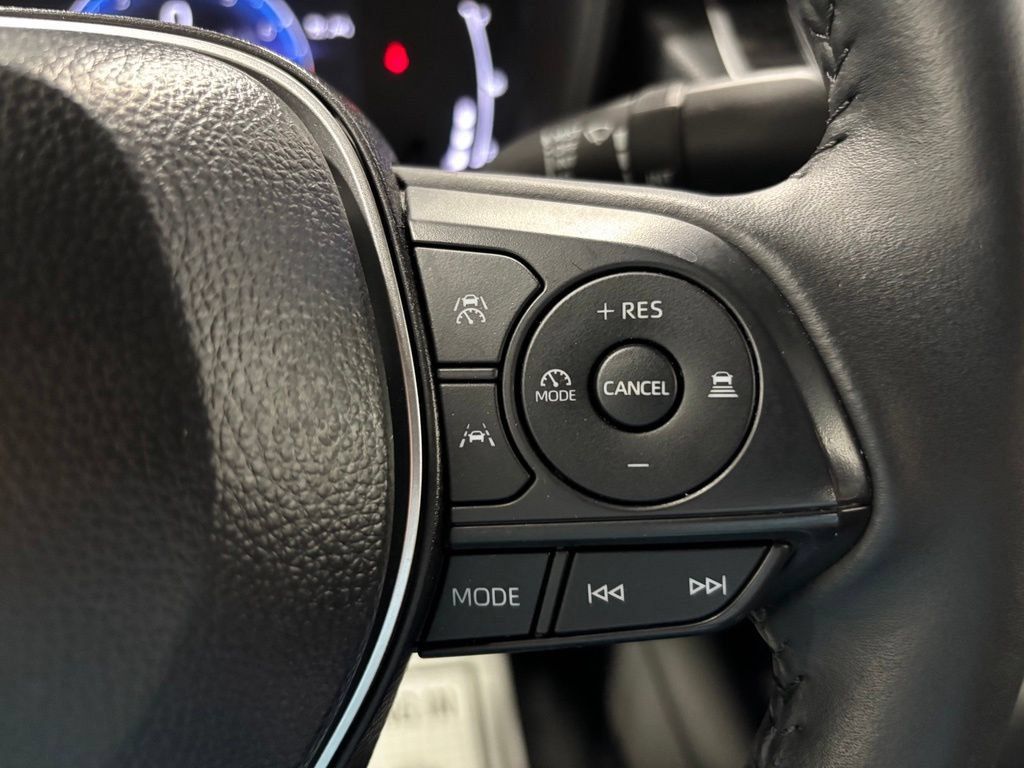 Used 2026 Toyota Corolla SE FWD image 20