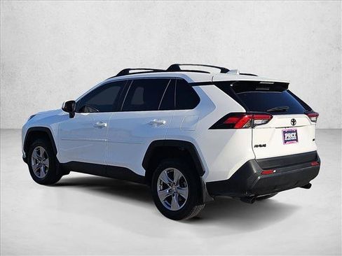 Used 2025 Toyota RAV4 XLE w/ Convenience Package FWD image 8