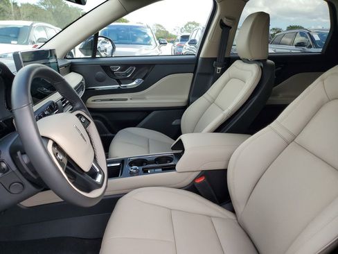 New 2026 Lincoln Corsair Reserve FWD image 21