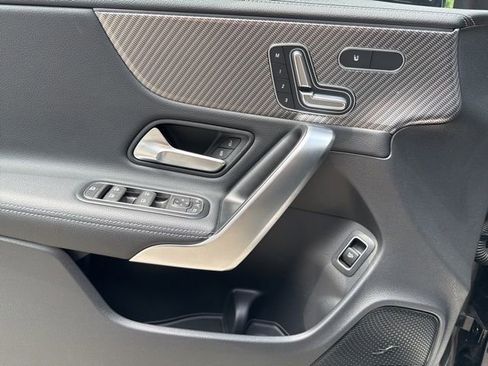 Certified 2025 Mercedes-Benz CLA 250 4MATIC image 17
