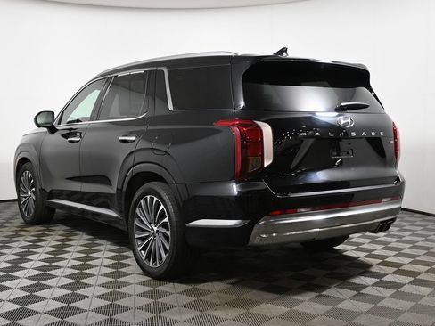 Used 2024 Hyundai Palisade Calligraphy AWD/4WD image 5