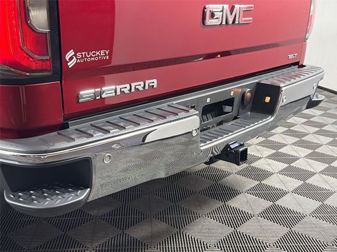 Used 2018 GMC Sierra 1500 SLT AWD/4WD image 40