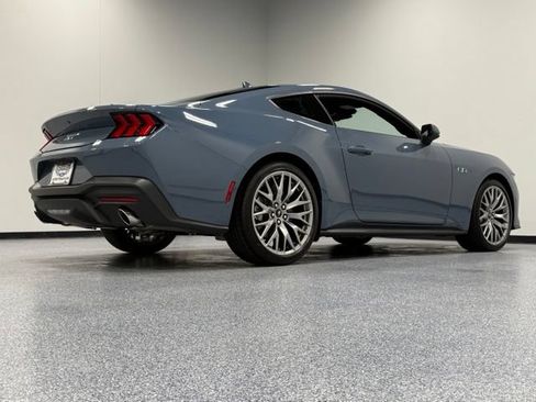Used 2026 Ford Mustang GT Premium RWD image 8