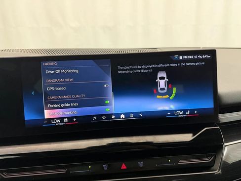 Used 2024 BMW 530i xDrive AWD/4WD image 33