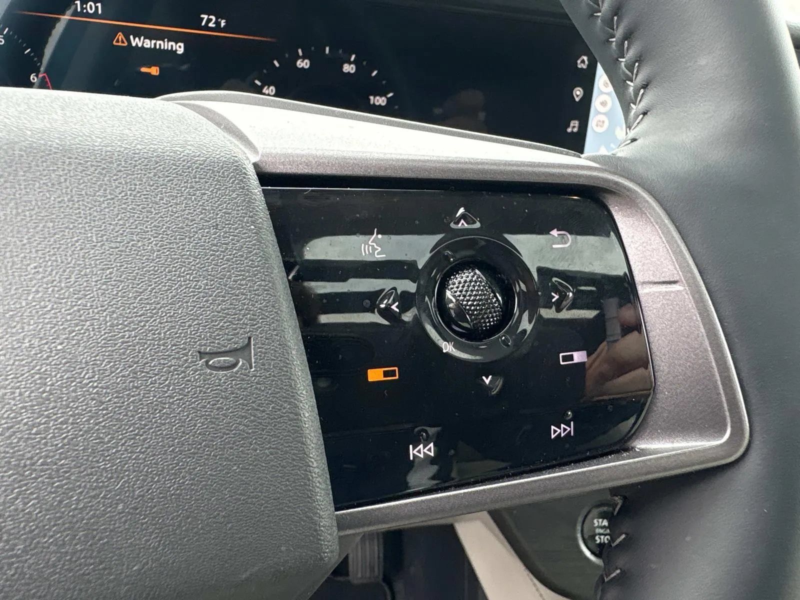 Used 2025 Nissan Murano SL AWD/4WD image 34