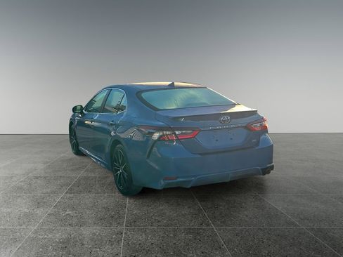 Used 2024 Toyota Camry SE w/ Cold Weather Package image 6