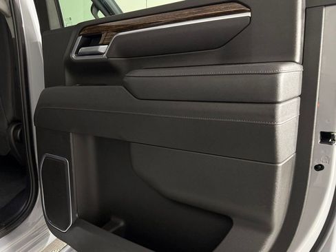 Used 2025 GMC Sierra 3500 SLE w/ SLE Convenience Package image 30