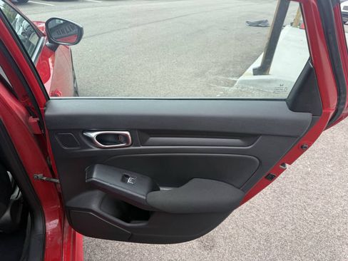 Used 2022 Honda Civic Sport image 15