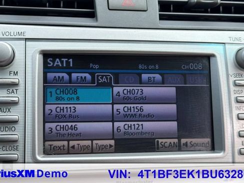 Used 2011 Toyota Camry XLE w/ SE/XLE Extra-Value Pkg FWD image 34