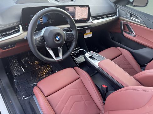 Certified 2026 BMW X1 xDrive28i w/ Technology Package AWD/4WD image 22