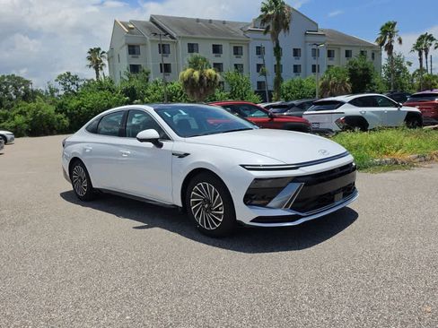 New 2026 Hyundai Sonata Limited FWD image 9