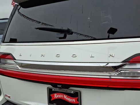 Used 2020 Lincoln Navigator Reserve w/ Equipment Group 201A Reserve AWD/4WD image 29