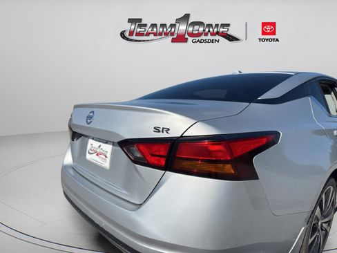 Used 2020 Nissan Altima 2.5 SR image 11