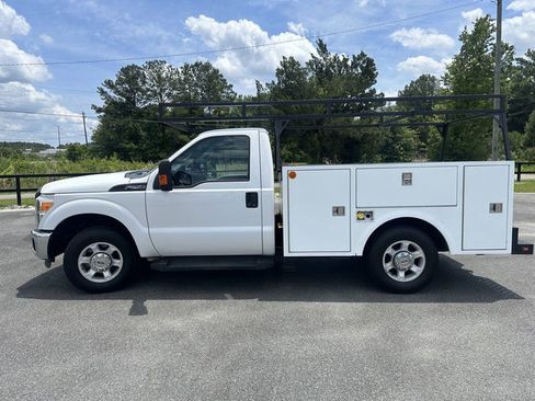 Used 2016 Ford F250 XL w/ Power Equipment Group RWD image 8