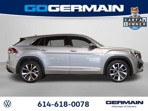 Certified 2025 Volkswagen Atlas Cross Sport SEL Premium R-Line AWD/4WD image 7