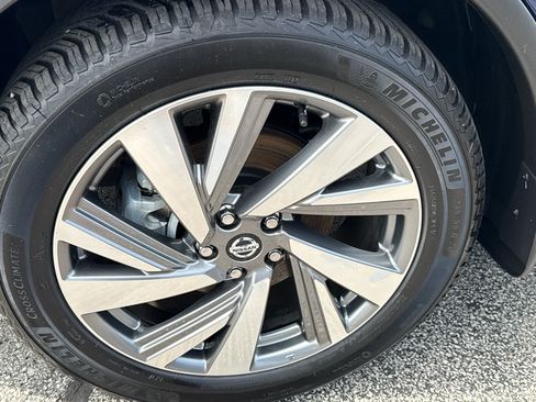 Used 2020 Nissan Murano SL w/ Moonroof Package AWD/4WD image 9