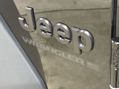 Used 2025 Jeep Wrangler Unlimited Sport AWD/4WD image 25