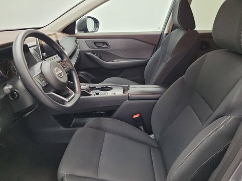 Used 2023 Nissan Rogue S FWD image 17