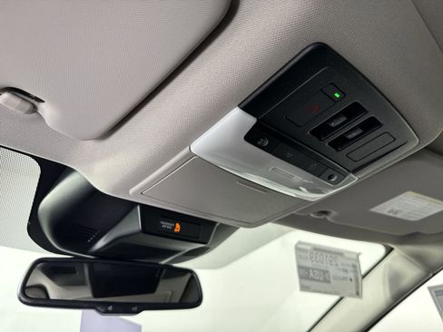 New 2026 Nissan Rogue Platinum w/ Platinum Premium Package image 11