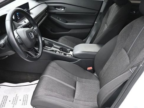 Used 2023 Honda Accord Sport image 11
