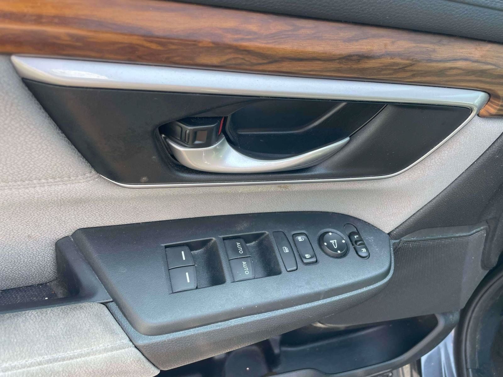 Used 2019 Honda CR-V EX image 11