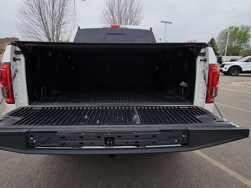 Used 2017 Ford F150 Lariat image 38