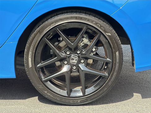 Used 2024 Honda Civic Sport image 9