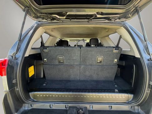 Used 2013 Toyota 4Runner Limited image 18