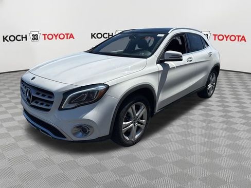 Used 2018 Mercedes-Benz GLA 250 4MATIC image 3
