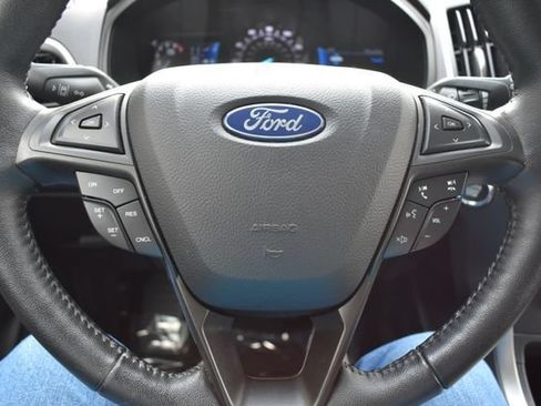 Used 2022 Ford Edge SEL AWD/4WD image 19