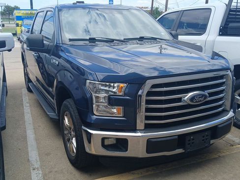 Used 2016 Ford F150 XLT w/ Equipment Group 302A Luxury RWD image 2