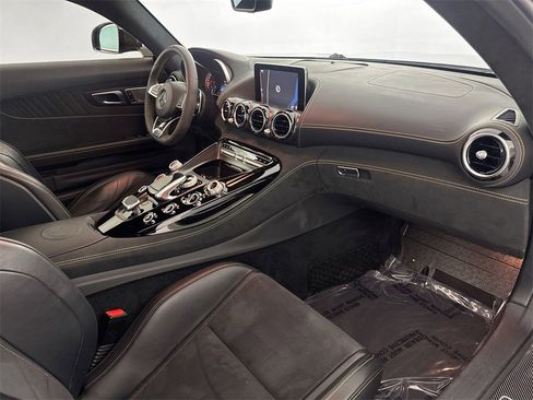Used 2016 Mercedes-Benz AMG GT S image 24