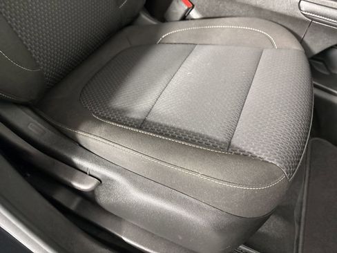 Used 2023 GMC Acadia SLE w/ Driver Convenience Package image 31