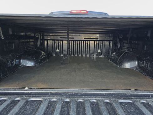 Used 2014 Toyota Tundra SR5 AWD/4WD image 14