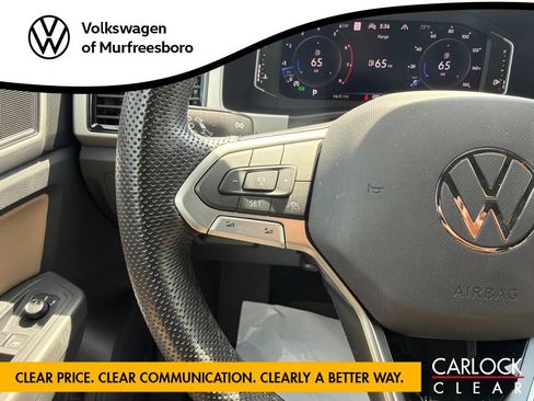 Certified 2023 Volkswagen Atlas Cross Sport SEL R-Line AWD/4WD image 19