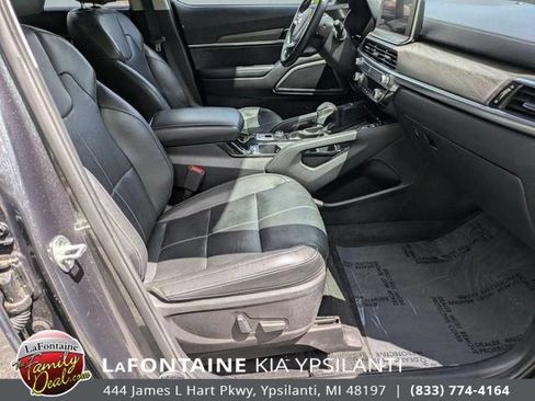 Used 2021 Kia Telluride EX w/ EX Premium Package AWD/4WD image 32