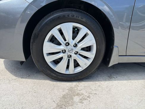 Used 2024 Nissan Sentra S w/ Trunk Package FWD image 11