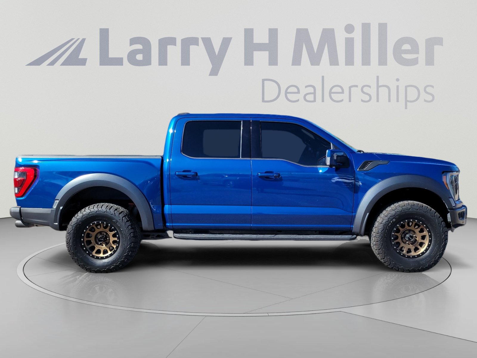 Used 2022 Ford F150 Raptor w/ Equipment Group 801A High AWD/4WD image 6