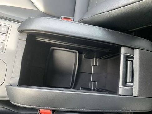 Certified 2026 Toyota Highlander XLE image 26