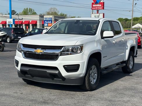 Used 2020 Chevrolet Colorado W/T w/ WT Convenience Package image 2