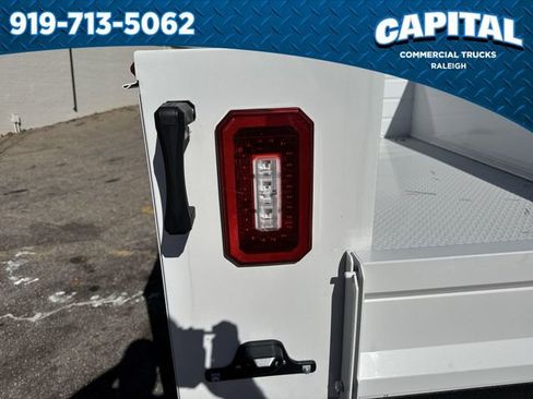 New 2026 Ford F250 XL w/ XL Chrome Package image 15