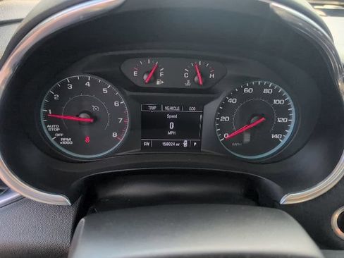Used 2019 Chevrolet Malibu LT FWD image 24