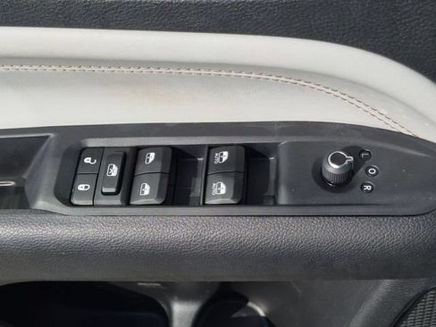 Used 2024 Jeep Compass Limited AWD/4WD image 15