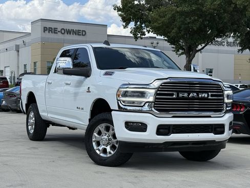 Used 2024 RAM 2500 Laramie AWD/4WD image 2