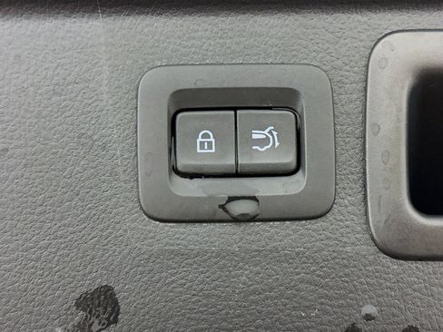 Used 2025 MAZDA CX-50 AWD 2.5 S w/ Premium Plus Pkg image 32