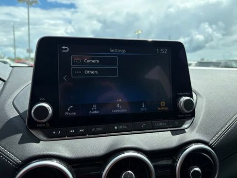 Used 2025 Nissan Sentra SV FWD image 18
