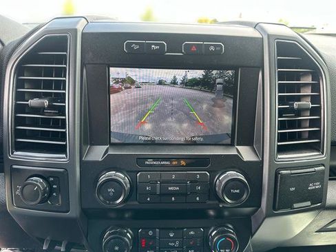 Used 2019 Ford F150 XLT w/ Equipment Group 302A Luxury image 21